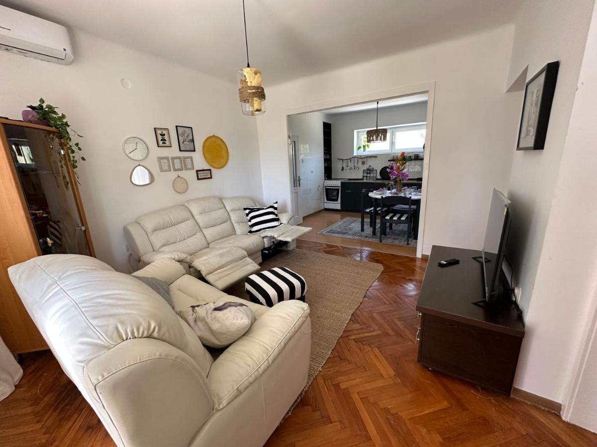 Cosy Family Apartment Marina Kastela Near Airport מראה חיצוני תמונה