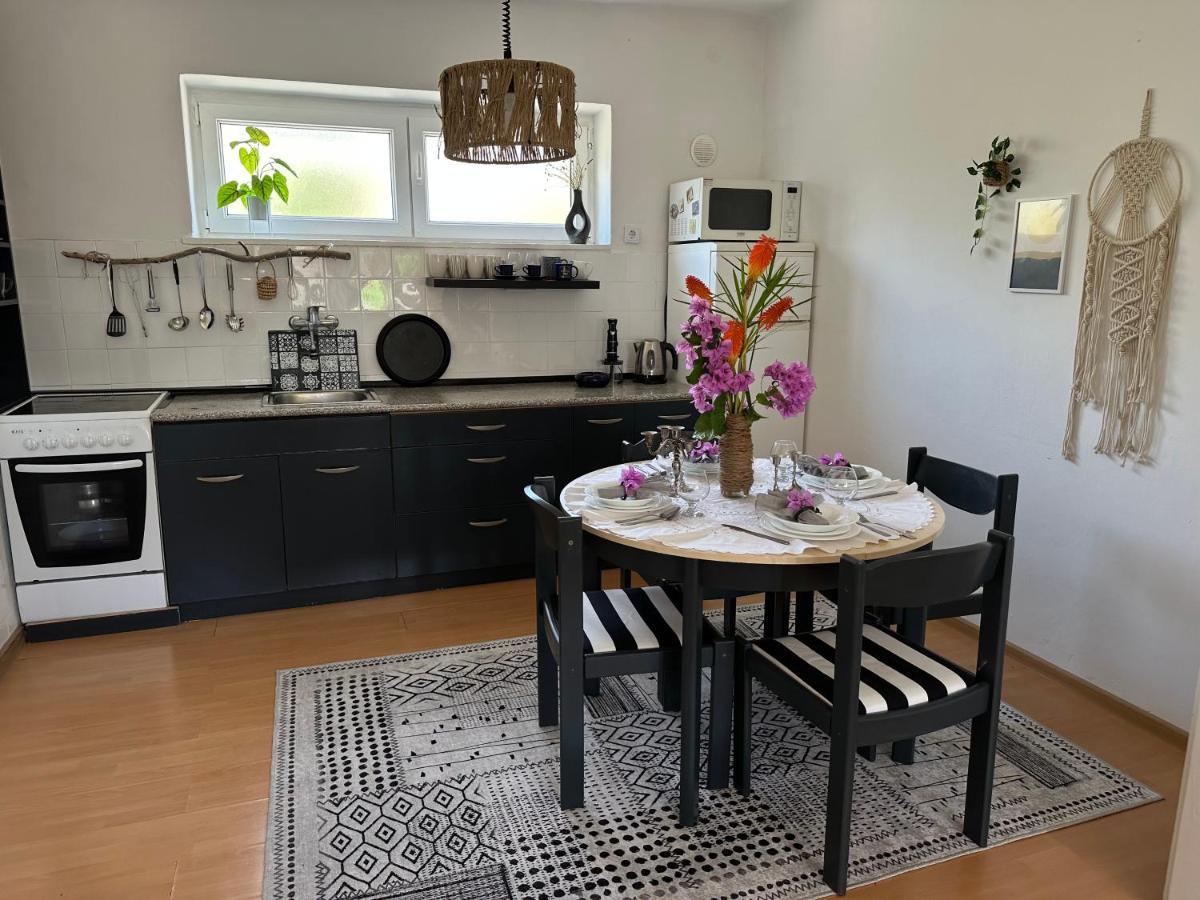 Cosy Family Apartment Marina Kastela Near Airport מראה חיצוני תמונה